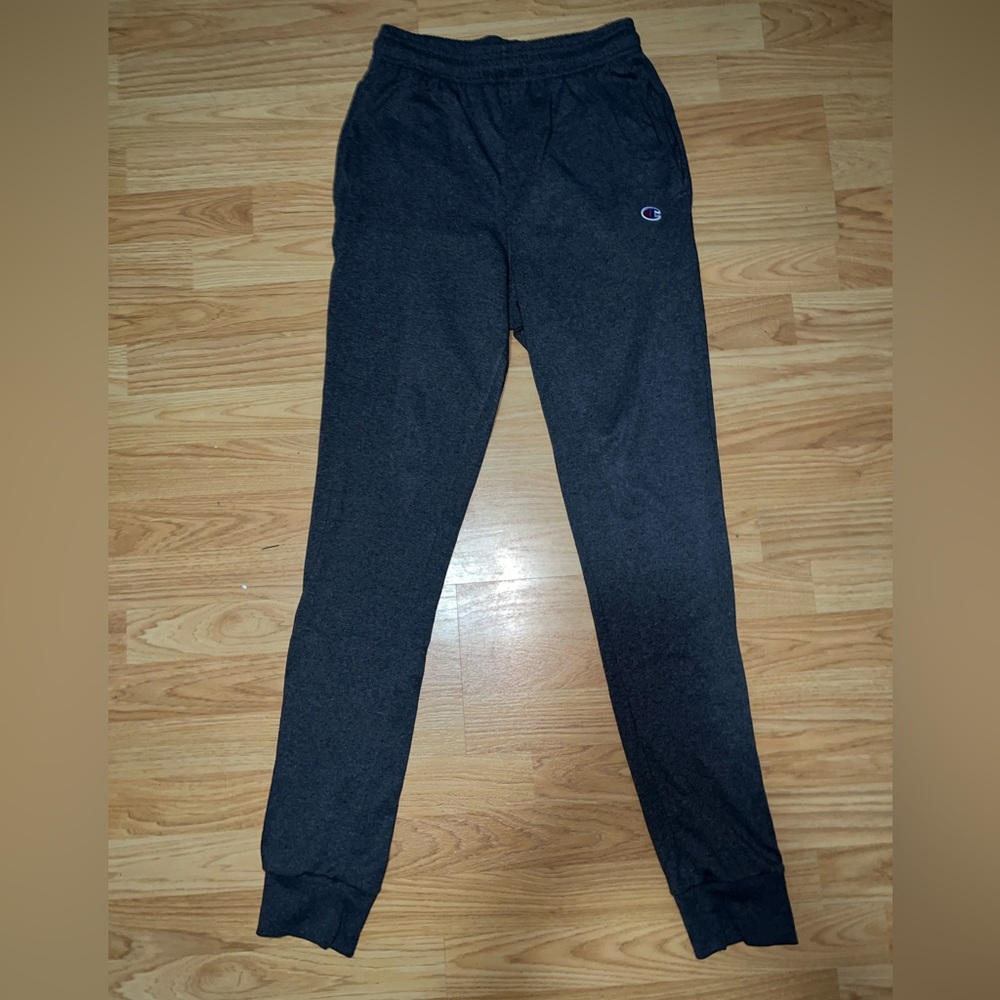 Men’s dark gray Champions Joggers